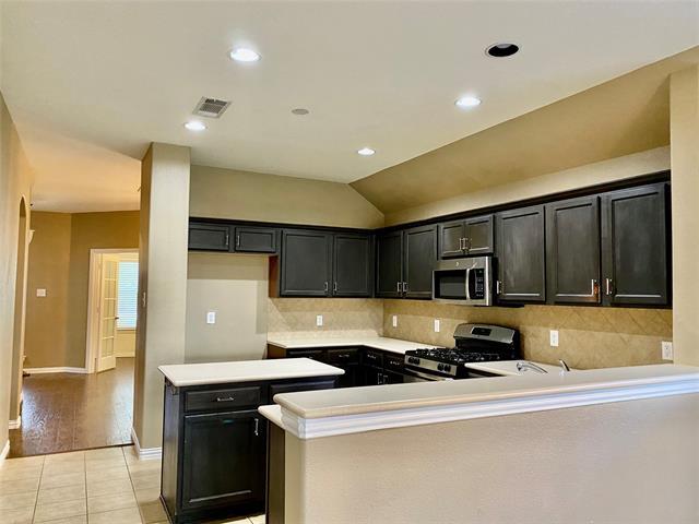 Foto del edificio - 224 Bird Creek Dr