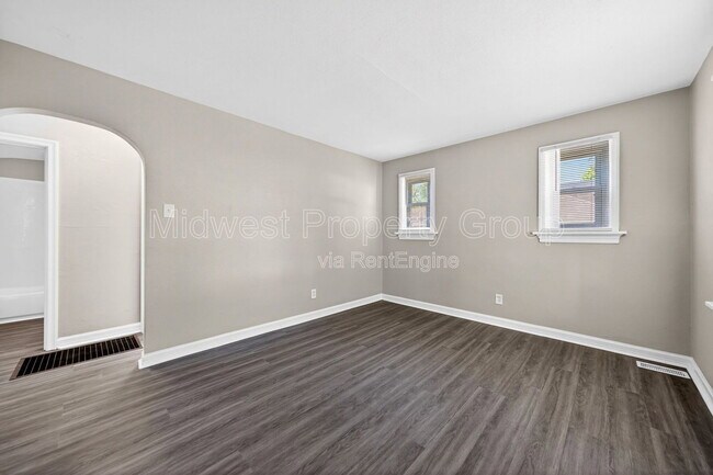 Foto del edificio - 10066 Dorothy Ave