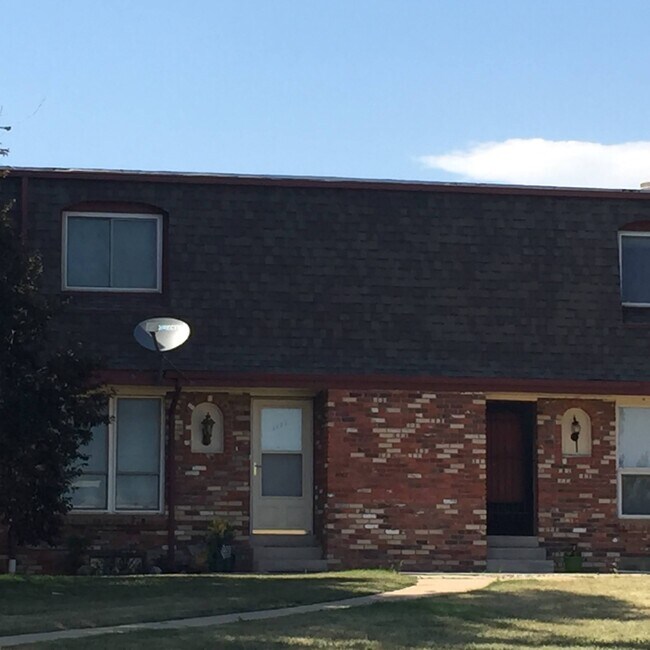 1113 E 10th Ave, Broomfield, CO 80020 Townhome Rentals in Broomfield