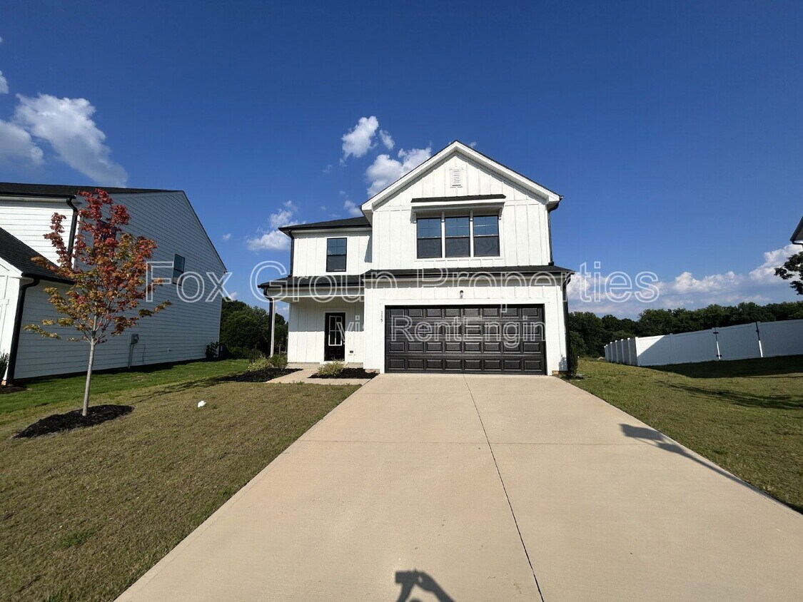 Foto principal - 115 Silverwood Ct