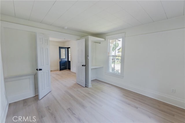 Building Photo - 210 N Encinitas Ave