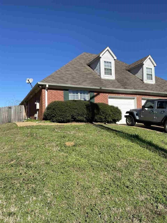 134 Kings Ridge Dr, Brandon, MS 39047 Townhouse for Rent in Brandon