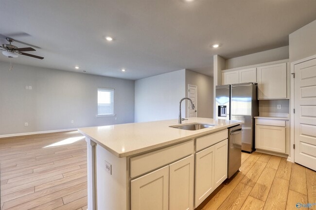 Building Photo - 12422 Whitcomb Cir