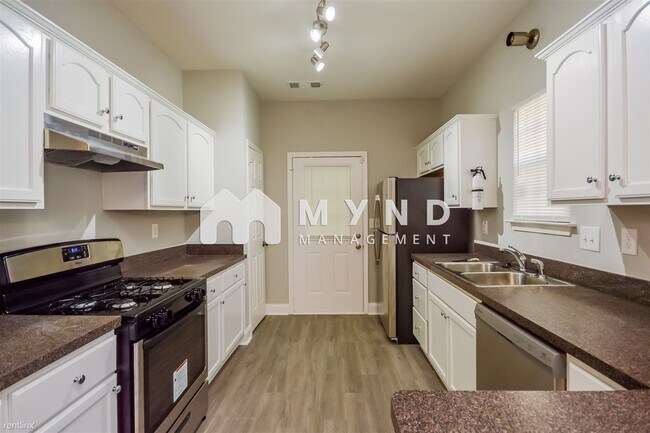 Building Photo - 3 br, 2 bath House - 3706 Adamsville Dr Sw