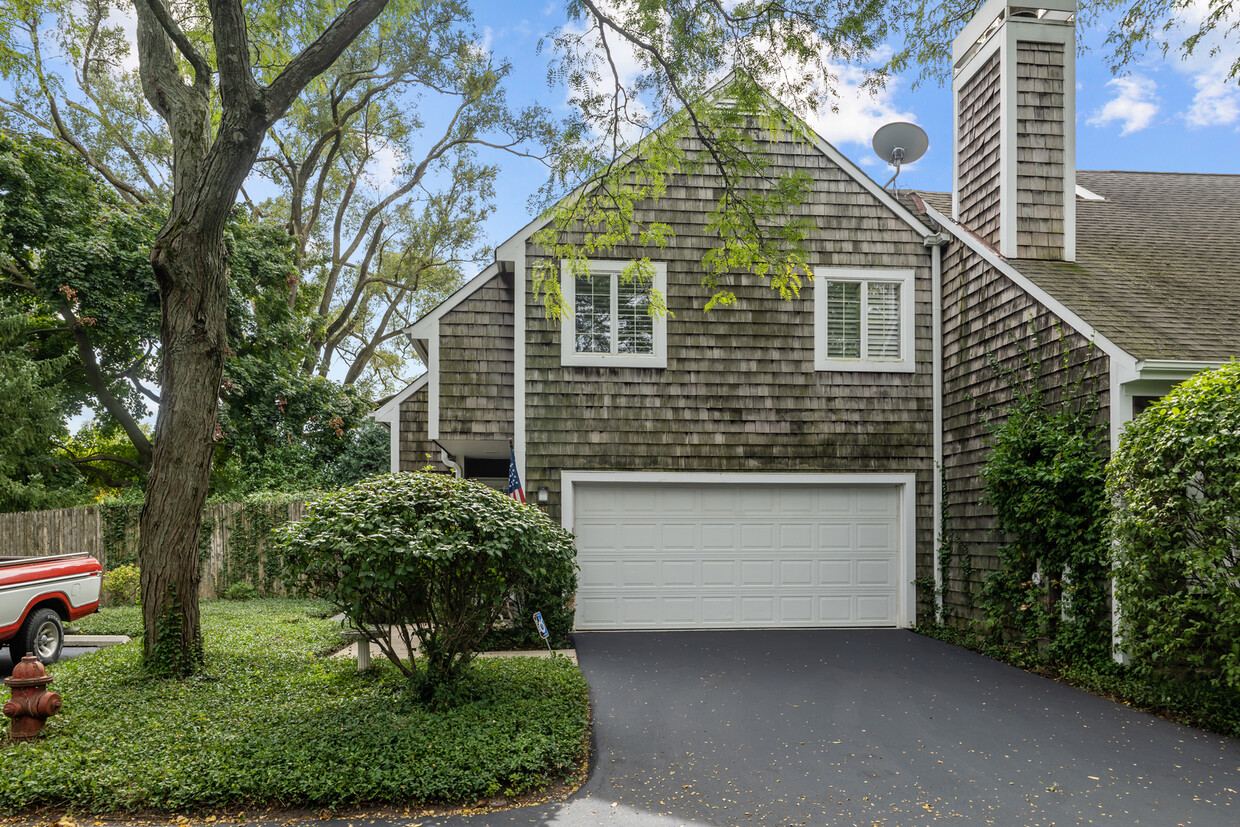 Foto principal - 187 E Winthrop Ln