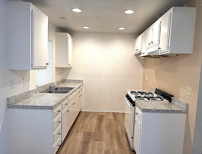 Foto del edificio - 418 E Blueridge Ave