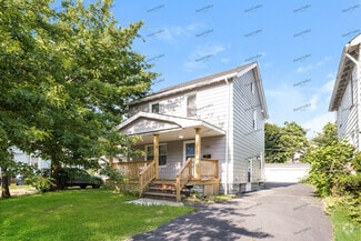 Building Photo - 3181 E 134th St