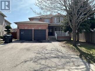 Building Photo - 100 Fiddleneck Crescent