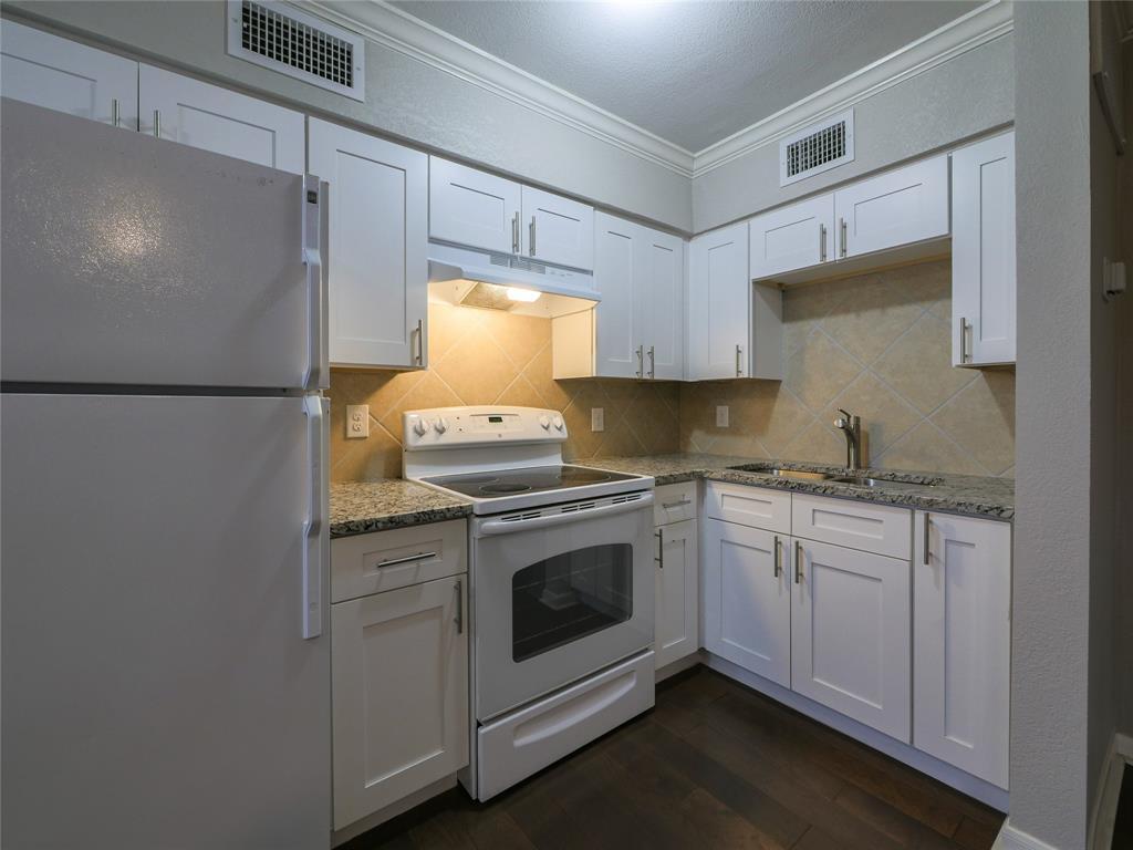 Primary Photo - 2449 Ft Worth St