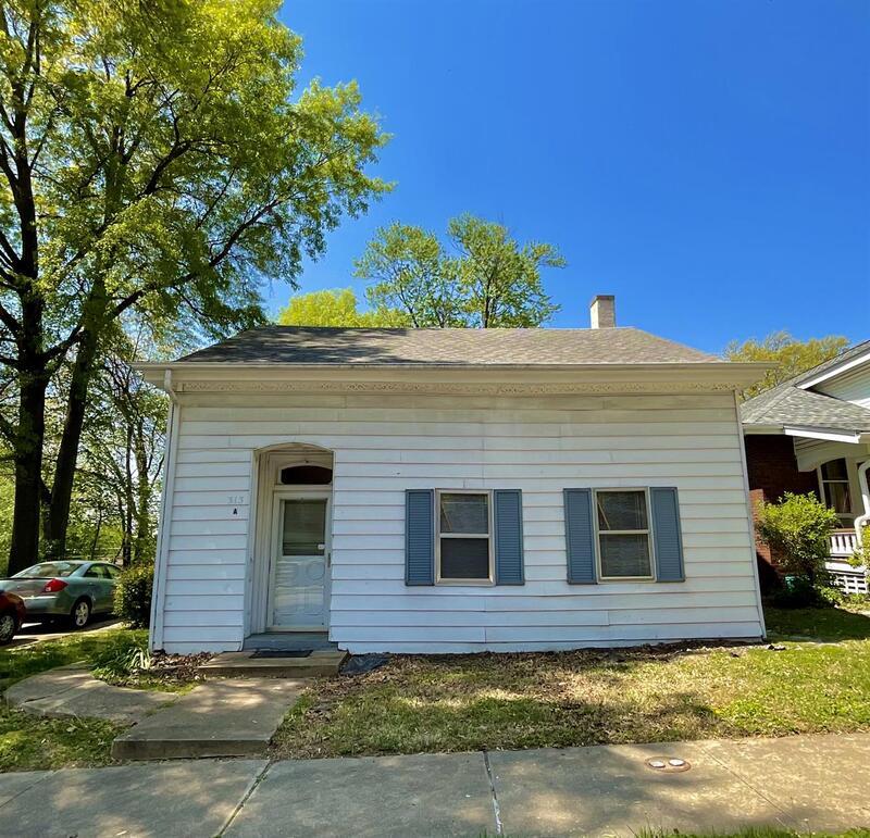 313 S Charles St Unit A, Belleville, IL 62220 Condo for Rent in