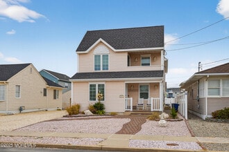 Building Photo - A19 Haddonfield Ave