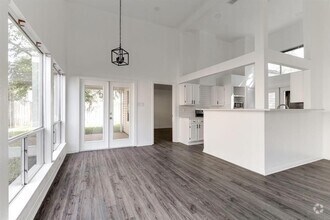 Building Photo - 18326 Autumn Trails Ln