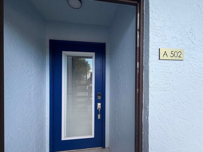 Foto del edificio - 1811 SW Palm City Rd