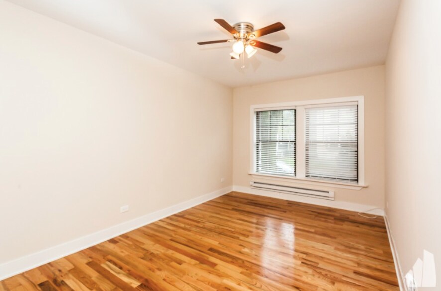 1031 Dempster St, Evanston, IL 60201 Apartments in Evanston, IL