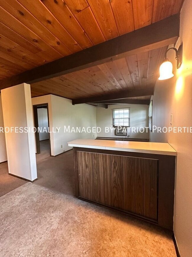 Building Photo - 1705 Onsgard Rd