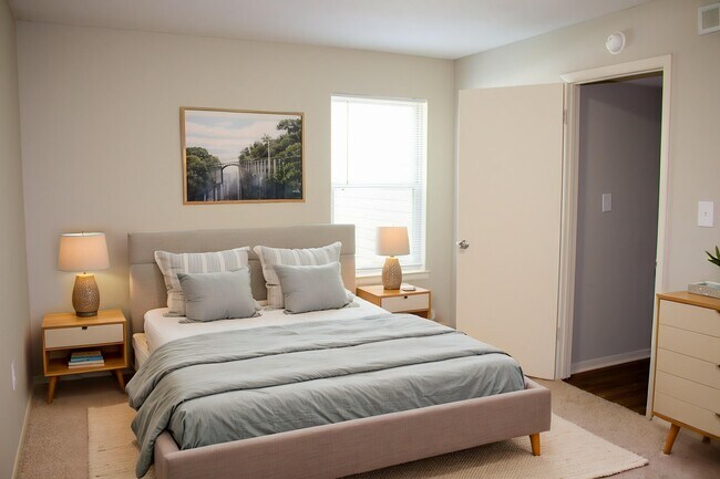 Dormitorio principal - The Woodlands Apartment Homes, LLC