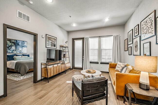 Foto del edificio - 3101 E Pecan St