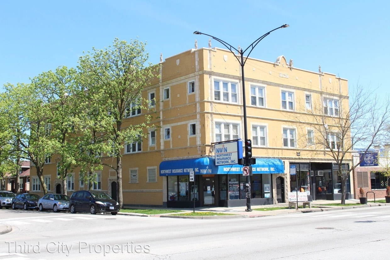 Primary Photo - 6060 W Fullerton Ave