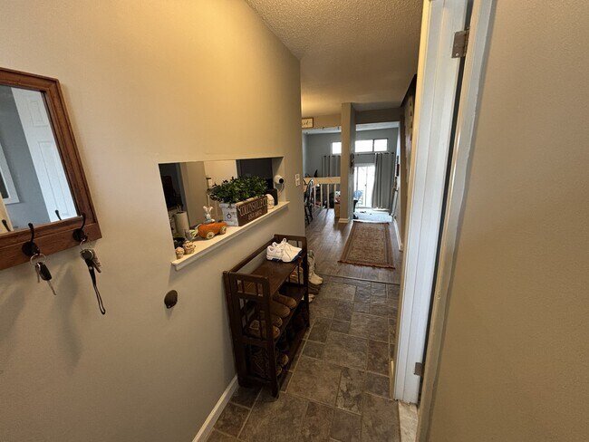 Foto del edificio - 504 Timber Ln