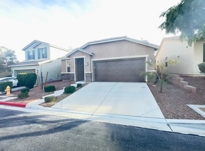 Building Photo - 10729 Pearl River Ave