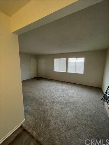 Building Photo - 910 Carson St