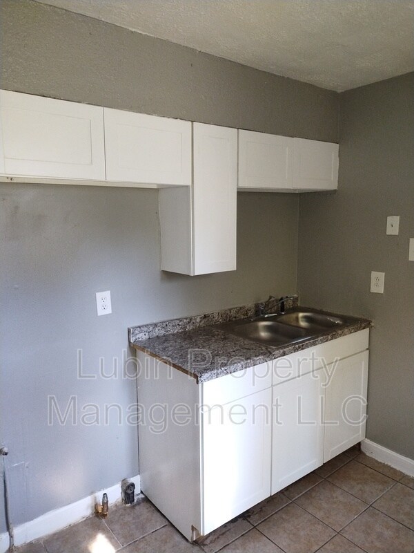 Building Photo - 1207 Cannon St
