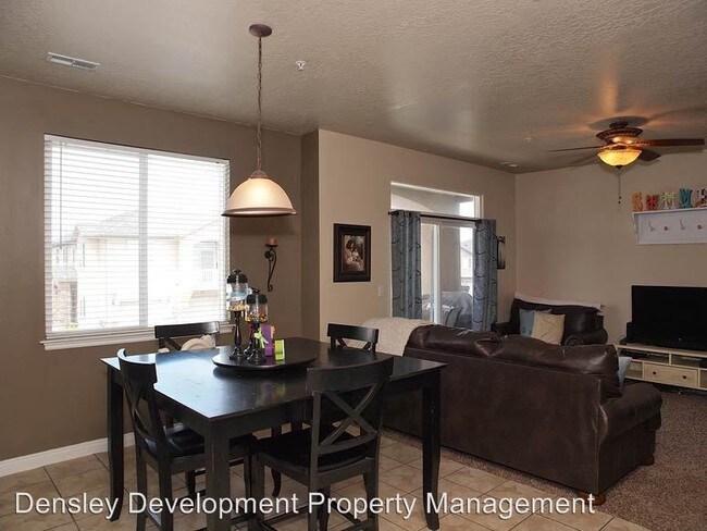 Building Photo - 7053 S Greensand Dr