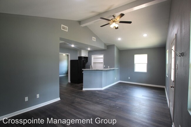 Building Photo - 2 br, 1 bath House - 10207 Spur 164