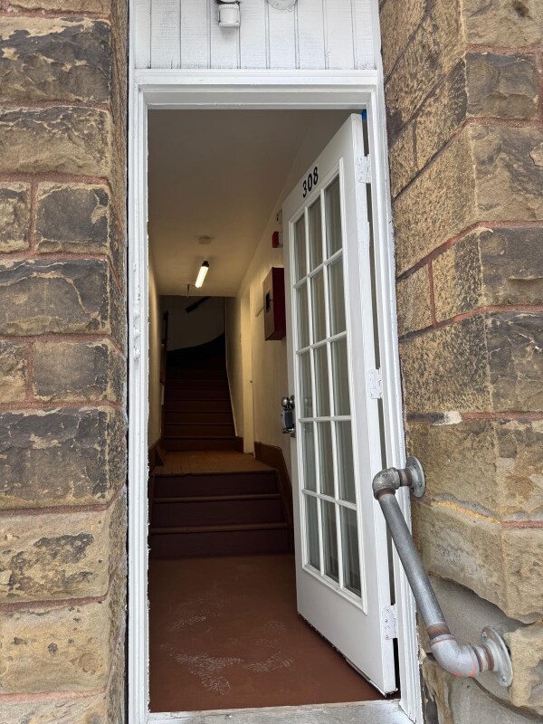 Foto del edificio - 308 Bessemer Ave