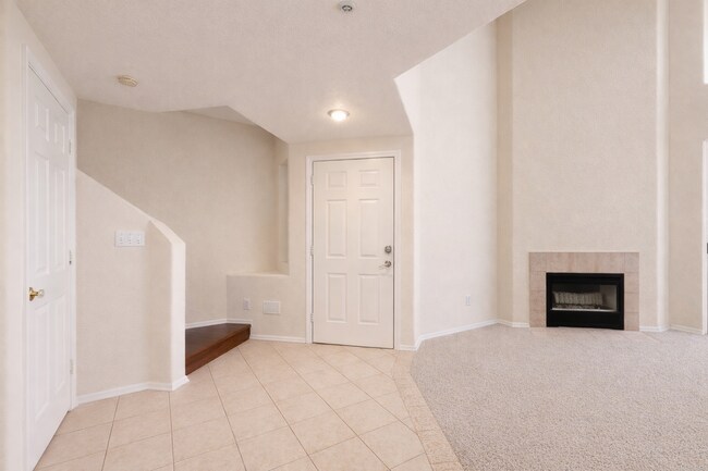 Building Photo - 10410 N Cave Creek Rd