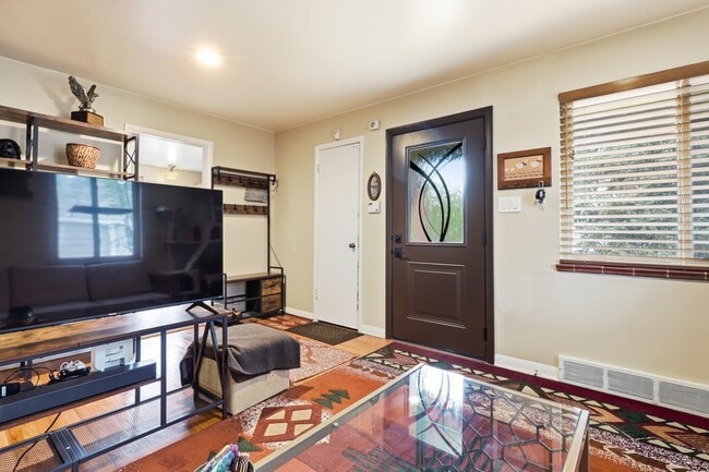 Photo - 1545 S Yates St (Denver, CO) House