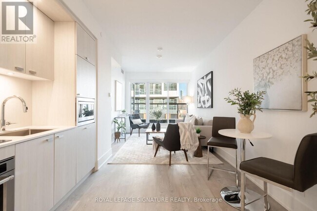 Photo du bâtiment - 119 Denison Ave