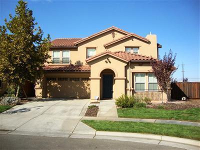 Primary Photo - 3 bed/2.5 bath home in a quiet cul-de-sac ...