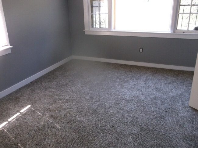 Building Photo - 892 Mt Pisgah