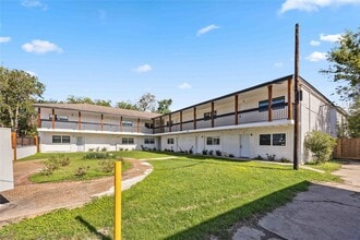 Building Photo - 6811 Del Rio St