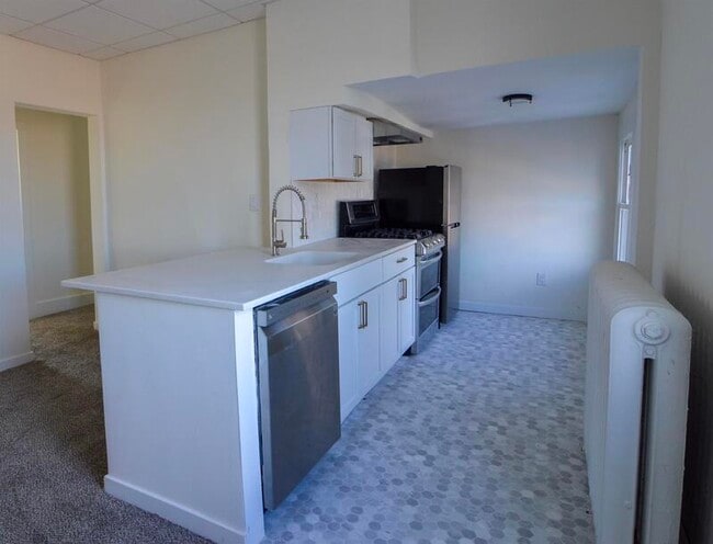 Building Photo - 2501 Poppleton Ave