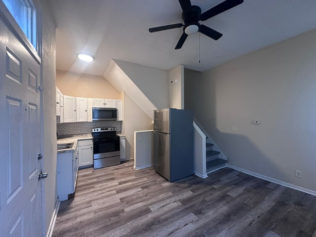 Building Photo - 1712 Oregon Pl