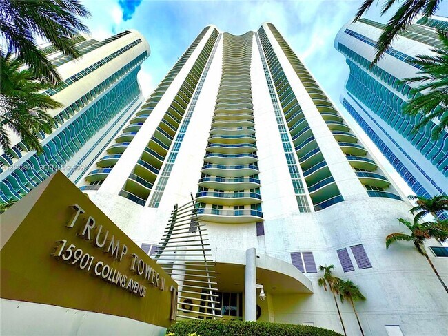 Foto del edificio - 15901 Collins Ave