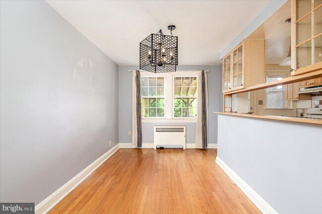 Building Photo - 222 Ridge Ave