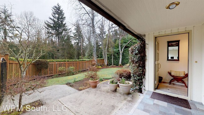 Foto del edificio - 3 br, 3.5 bath House - 19401 Edgecliff Dr SW