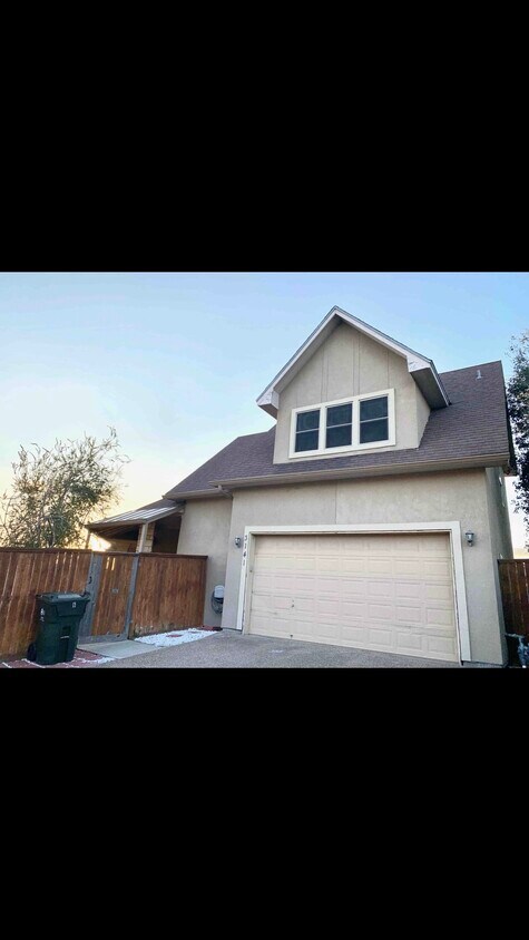 Primary Photo - 3141 Quail Springs Rd