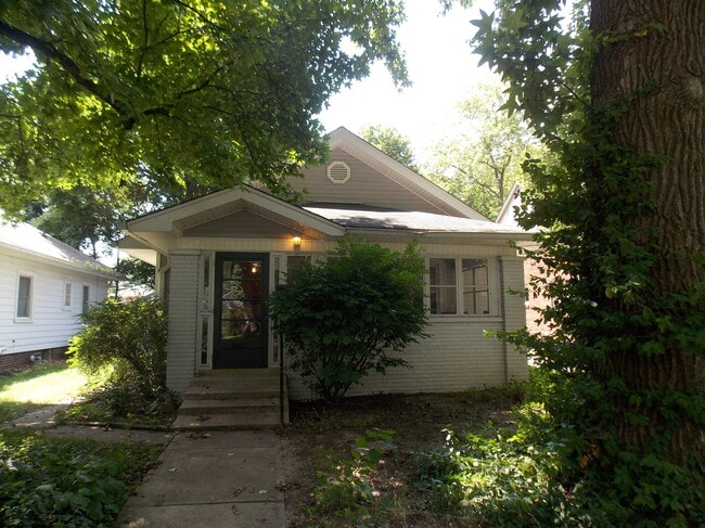 Building Photo - 6012 Carrollton Avenue