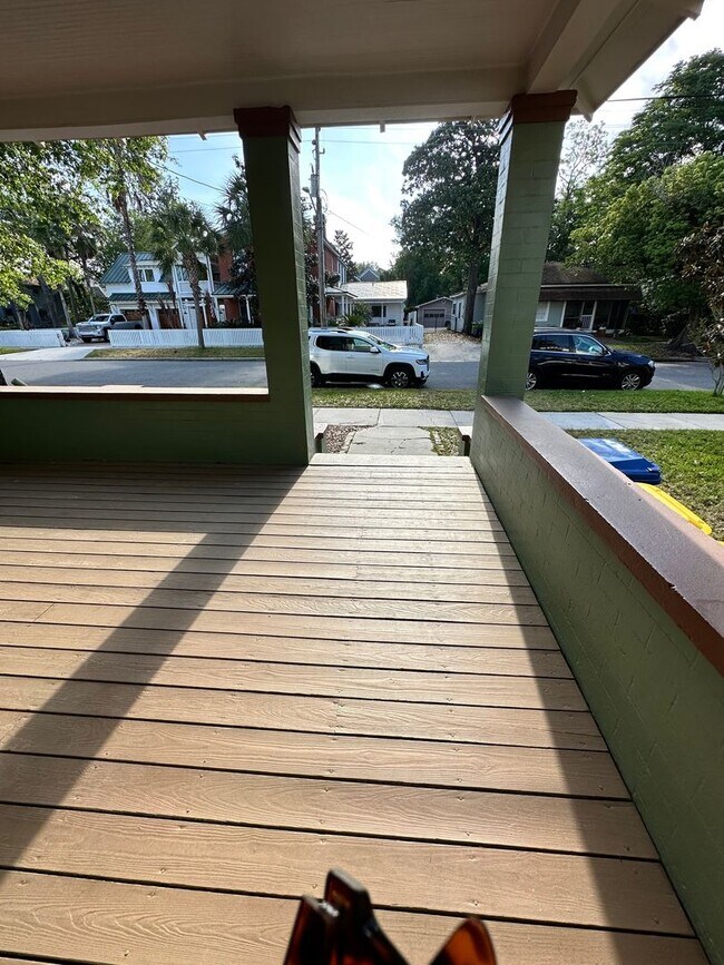 Foto del edificio - Downtown Fernandina Beach! Sunny 2 Story!