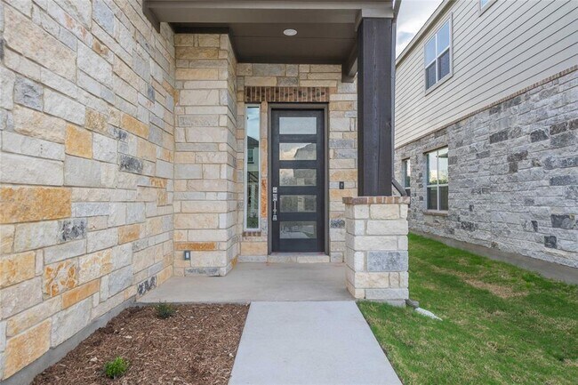 Foto del edificio - 1531 N Red Bud Ln
