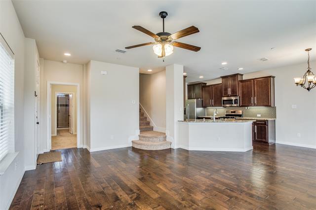 Building Photo - 925 Brookville Ct