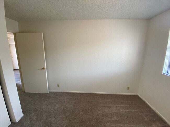 Foto del edificio - 2 Bed / 1 Bath (South Atascadero)