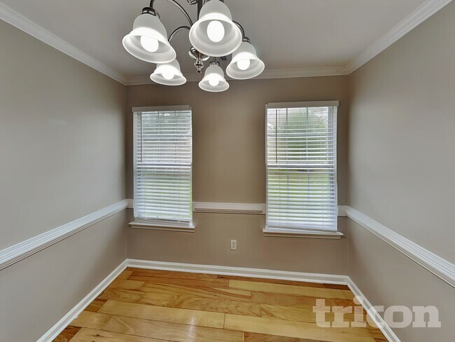 Foto del edificio - 708 Percevil Point