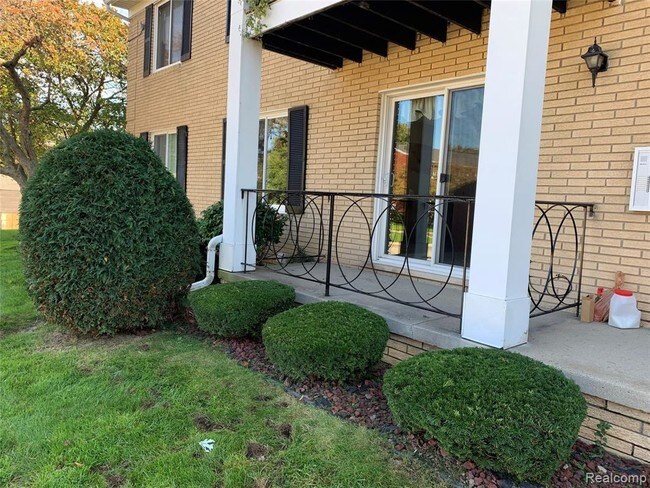 Foto del edificio - 37098 Camelot Dr