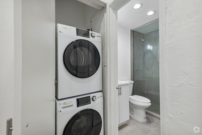 1HAB, 1BA - 900 Pennsylvania Ave