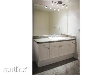 Foto del edificio - 5625 Crescent Park W